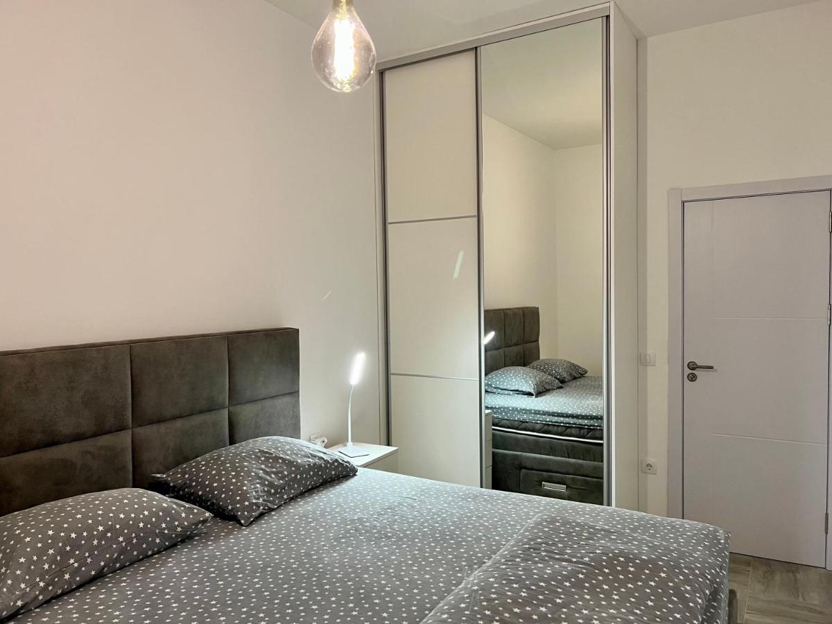 Kaljevic 13 Apartment Бар Екстериор снимка